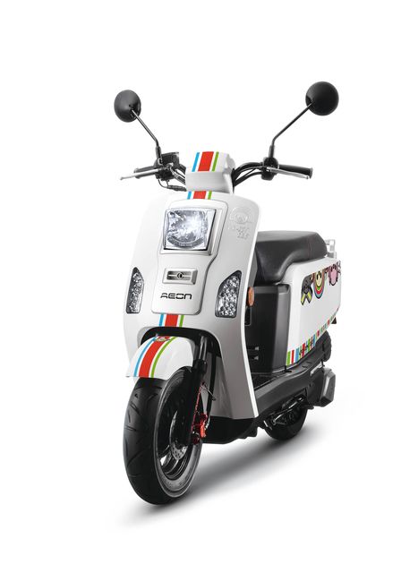 2011年宏佳騰進軍國內機車市場時,就以造型方正的初代Co-in車系主攻入門用車市場。原廠照片