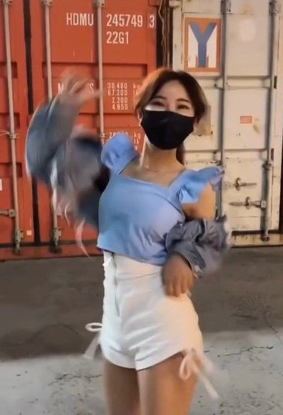 正妹一樣舞領風騷。