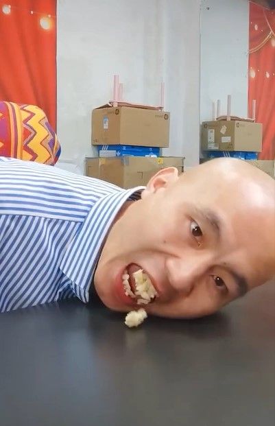 甘蔗變成了甘蔗渣。