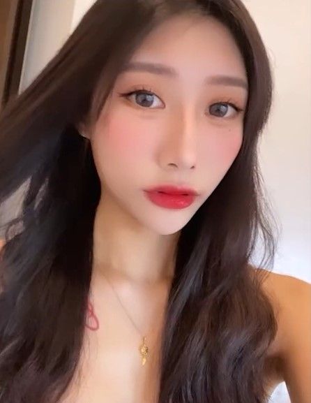 美女開釋世上沒有純友誼。