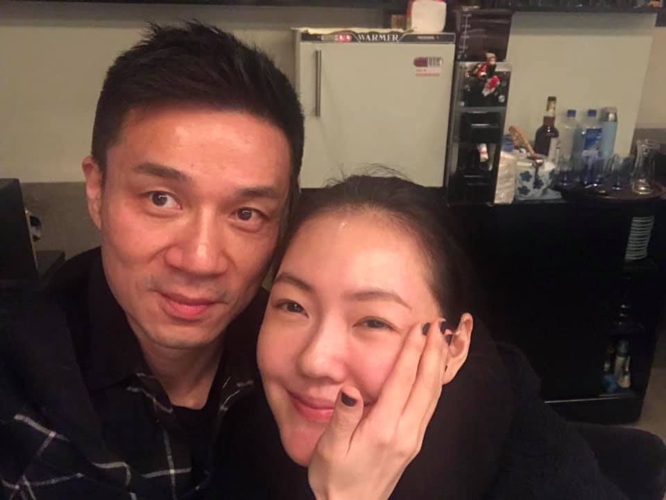 小S(左)因老公Mike出國貼心規畫滿滿行程決定嫁了。翻攝自小S臉書