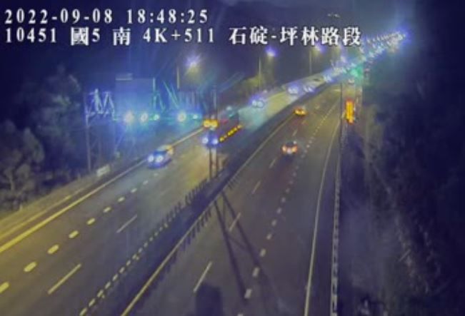 國5出現車多雍塞情形。翻攝自高公局網站