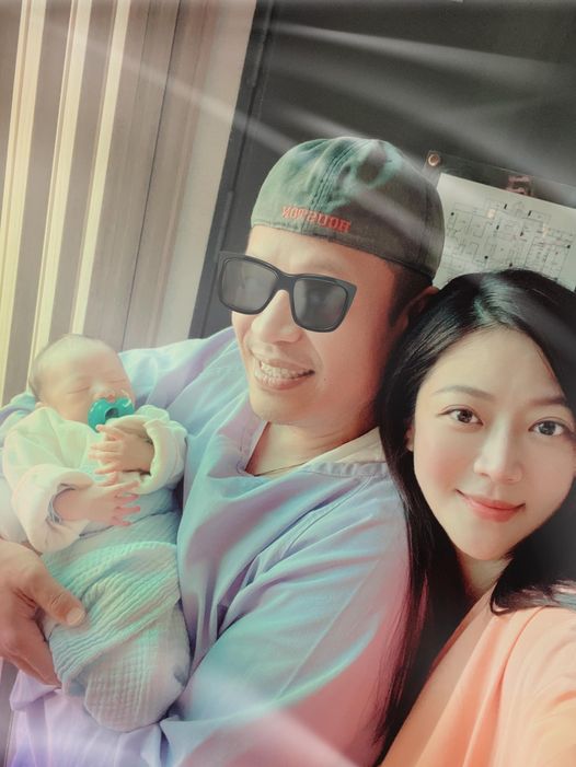 張熙恩和老公有子萬事足。翻攝張熙恩臉書