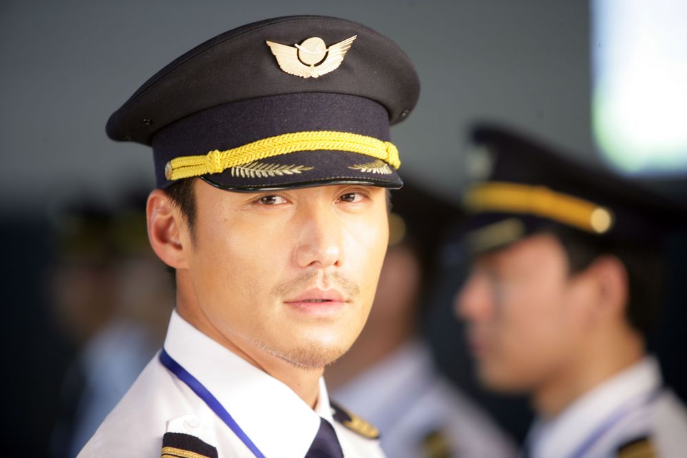 胡兵在《空姐日記》飾演陽光熱血的機師。LiTV、 胡兵工作室提供