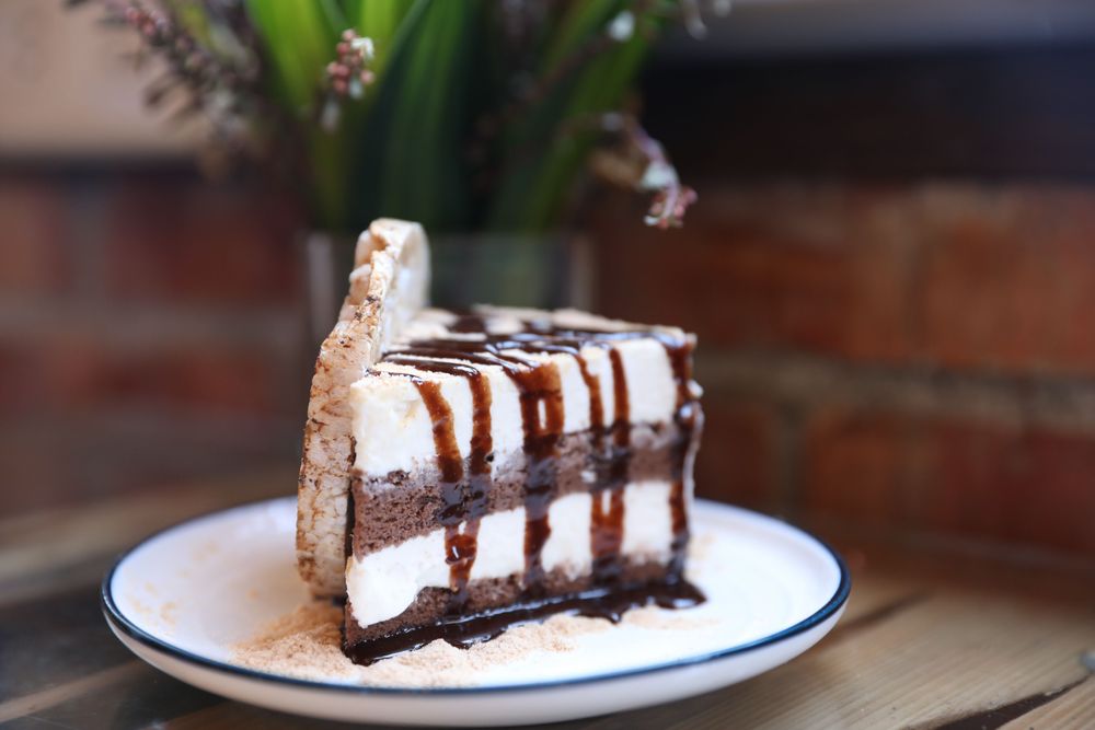 以米穀粉製作的「米提拉米蘇」帶有淡淡米香、口感相當特別。黃盈甄攝