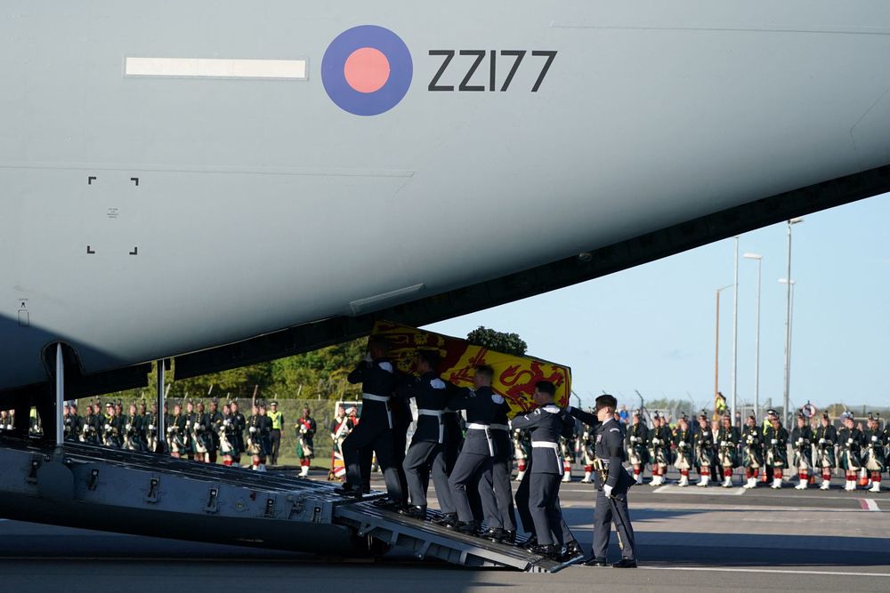 女王最後一趟飛行。路透