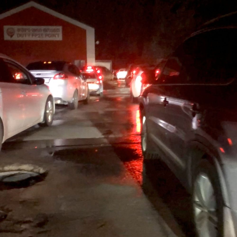 部分民眾表示，因為可能最先被徵召，決定先離開俄國再說。路透社