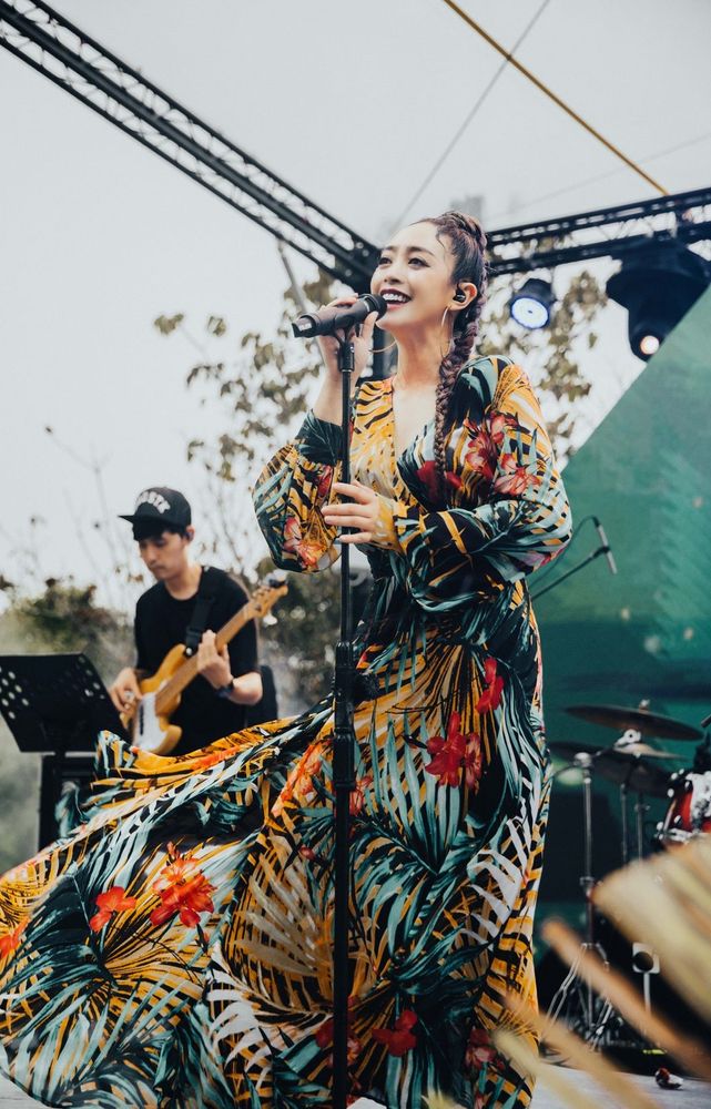 舞思愛擔任開場。Fali Fali音樂節提供