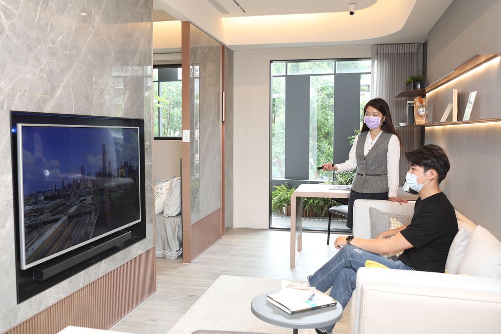 央行升息，將加重購屋族負擔。資料照片