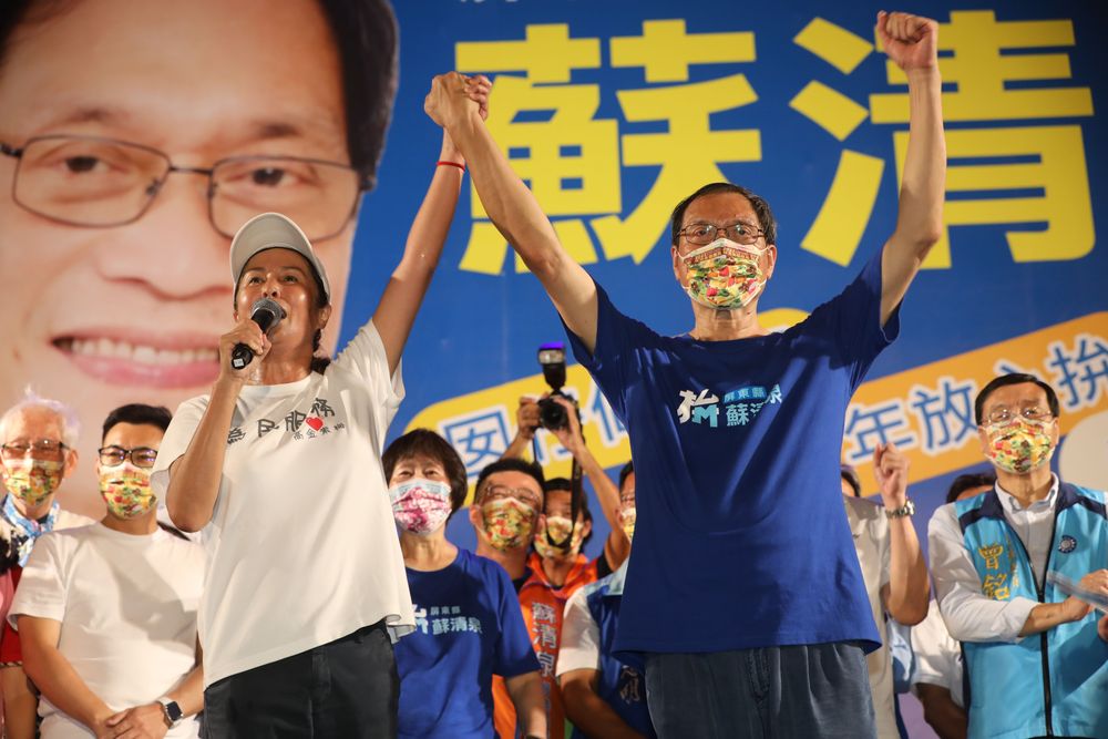 立委高金素梅大力支持蘇清泉。羅琦文攝