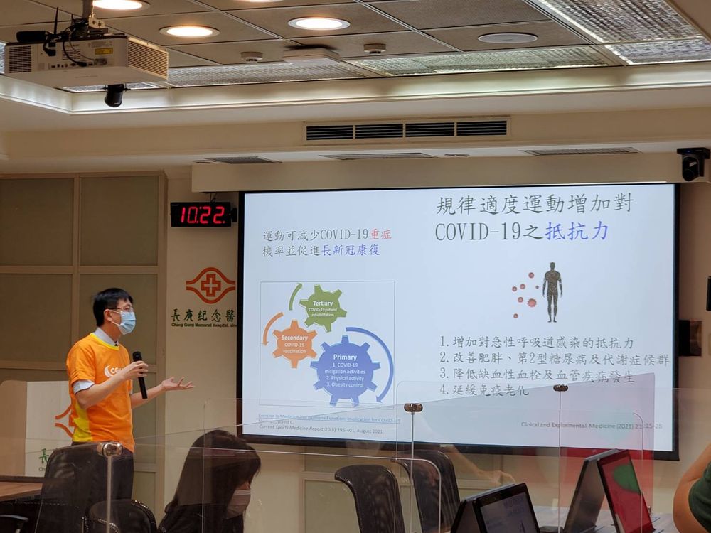 腎臟科醫師楊皇煜說明肌肉重要性。長庚醫院提供
