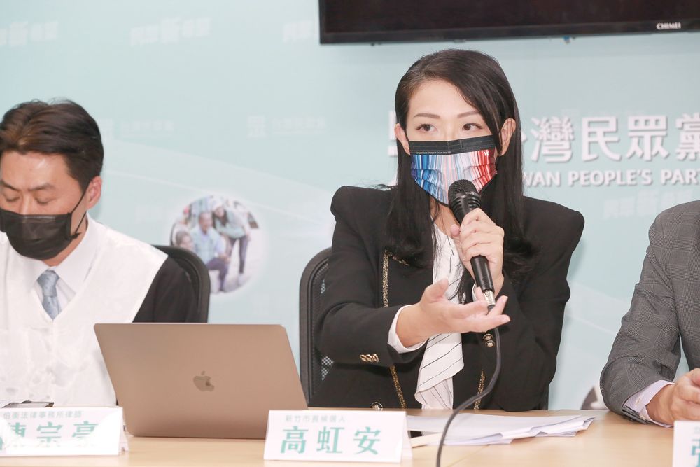 高虹安今天召開記者會自清。朱世閎攝