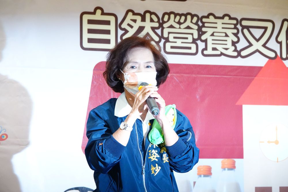 宜蘭縣長林姿妙請假拚選舉，但民進黨議會黨團卻批她是落跑縣長，要她回議會面對。林泊志攝