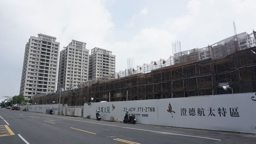 「首席大院」具備SGS第三方驗證，打造安心住宅。葉家銘攝