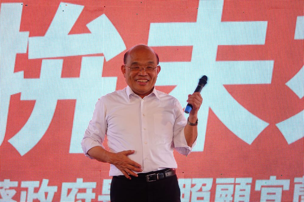 行政院長蘇貞昌替民進黨宜蘭縣長參選人江聰淵站台。林泊志攝