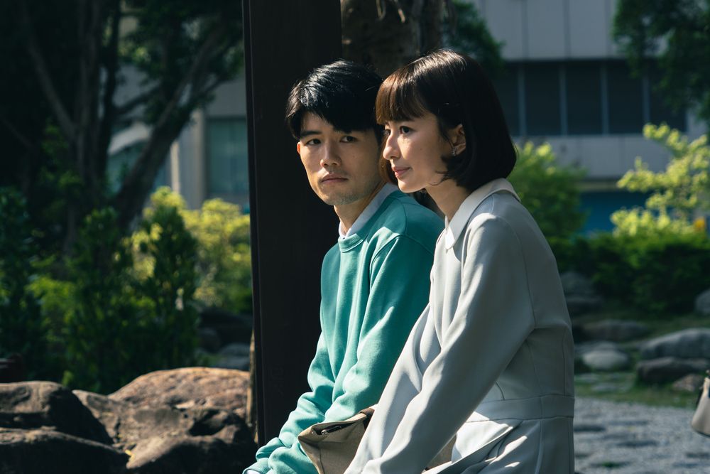  張耀仁（左）和劇中女友葛盈萱有爭執。三禾行銷提供