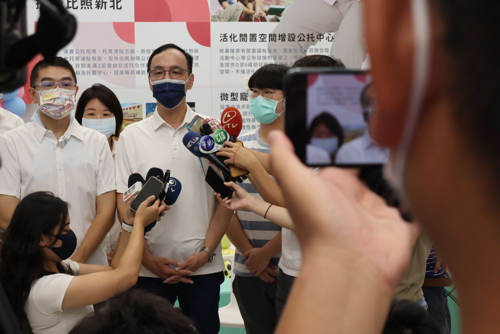 朱立倫認為民進黨只會用疑似的口吻汙衊對手。戴之聖攝