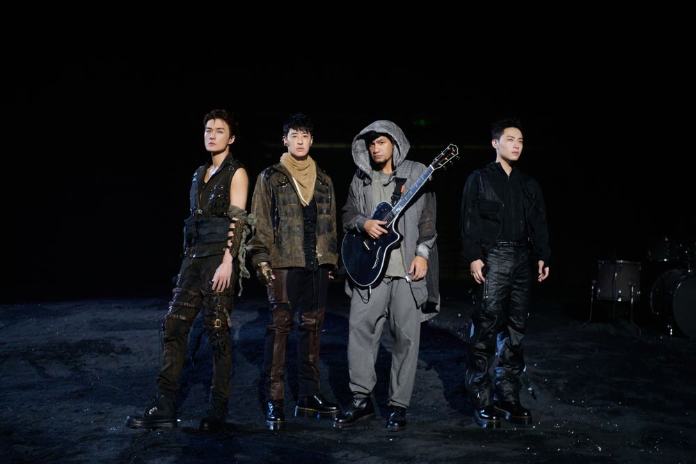 吳克群和張震嶽，潘瑋柏，ICE組合參加《披荊斬棘的哥哥2》，上周初舞台奪下冠軍。唱戲世界娛樂提供