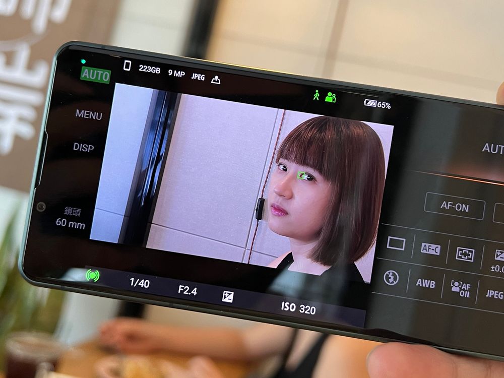 支援眼部即時對焦。黃子倫攝