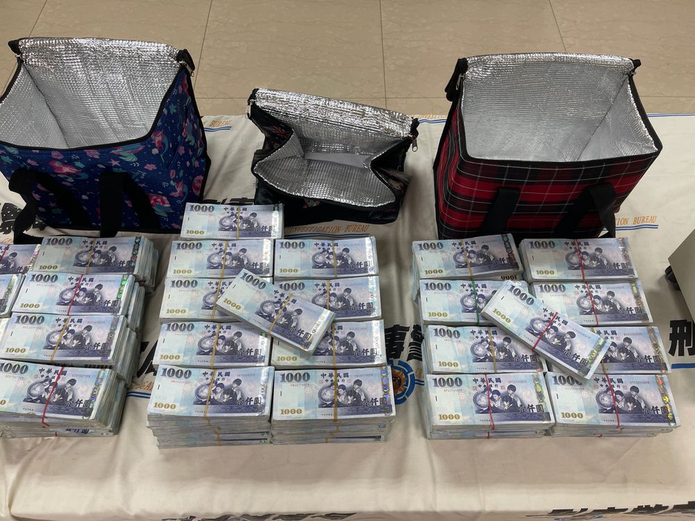 謝姓男子等12人成立的人頭公司，經營詐騙洗錢等業務。刑事局提供