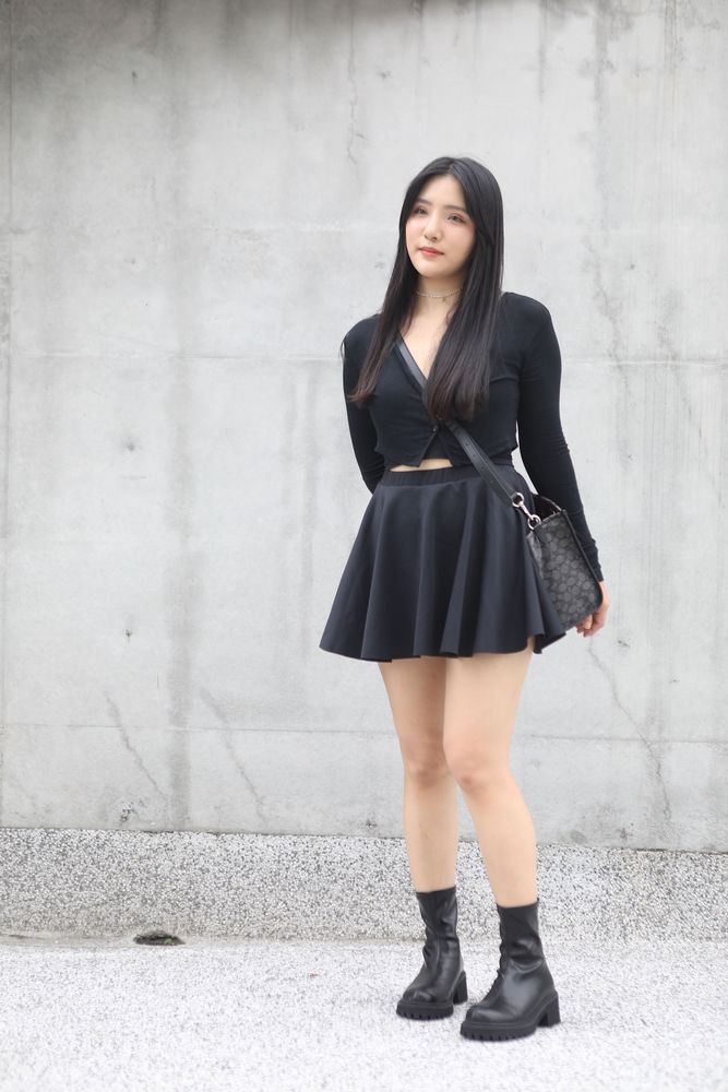 從事餐飲業的yoyo，興趣是爬山。陳明中攝