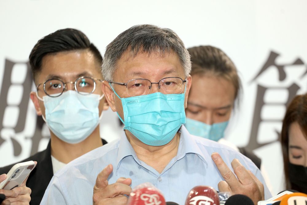 柯文哲表示民進黨選戰策略就是把反對的人抹紅。陳明中攝