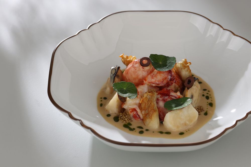 單點主餐龍蝦 迪耶普醬汁。業者提供