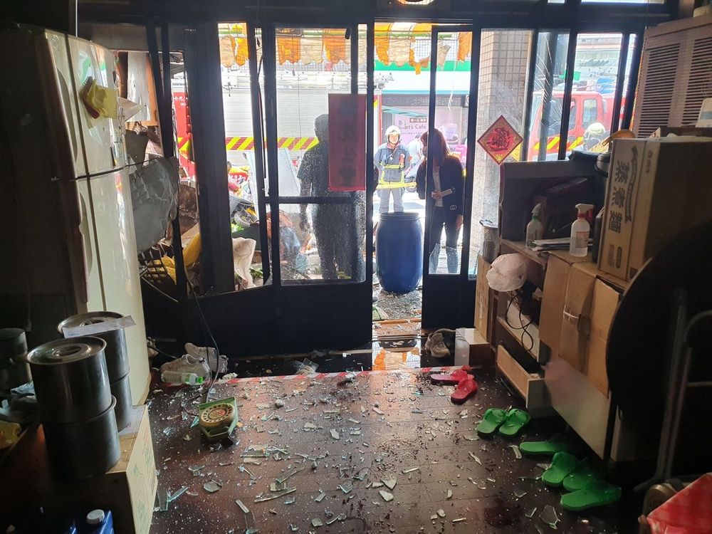 爆炸現場一片凌亂。讀者提供