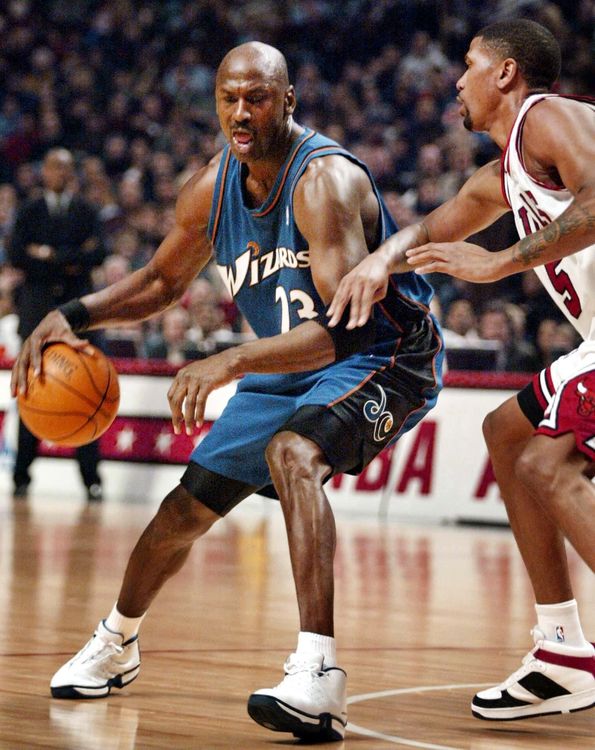 喬丹（左）是NBA邁向國際化的關鍵。法新社