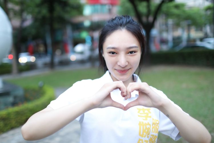 外型亮眼的小湯說，被性騷擾的經驗令人不舒服。鄭孟晃攝