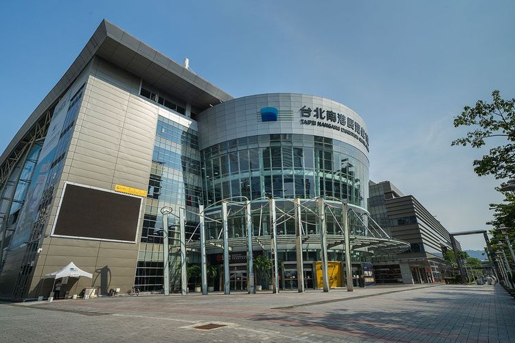 南港有四鐵共構題材，交通機能佳。業者提供