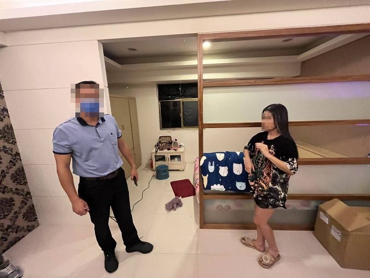 警方調查，「莎莎」為33歲泰國籍女子，在泰國育有一子，每次3500元的代價，下海賣淫接客。警方提供