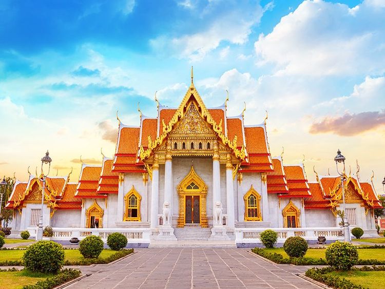 東南亞的泰國因入境政策友善，加上機票相對便宜，成為旅人暢銷點。易遊網提供