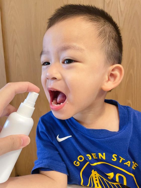 噴霧噴劑不能代替刷牙。聖保祿醫院提供