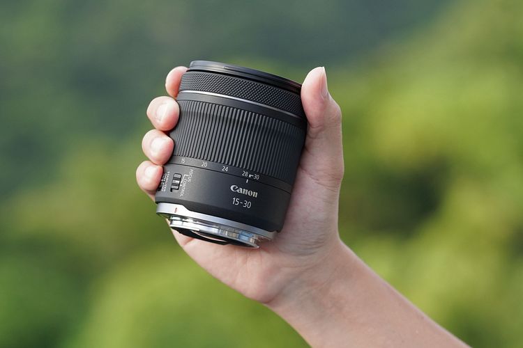 Canon RF 15-30mm F4.5-6.3 IS STM超廣角變焦鏡頭，適合入門使用者。業者提供. 