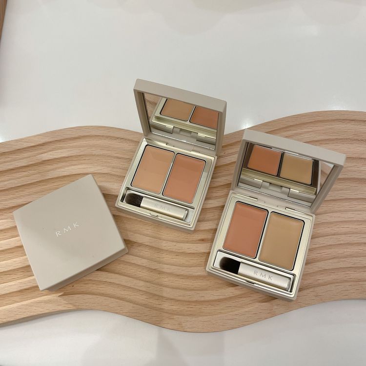 完美無瑕遮瑕盒組合價，1750元。張家玲攝