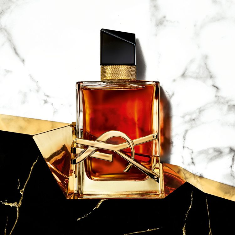 YSL自由不羈香精，30ml／3960元、50ml／5000元、90ml／7200元。品牌提供