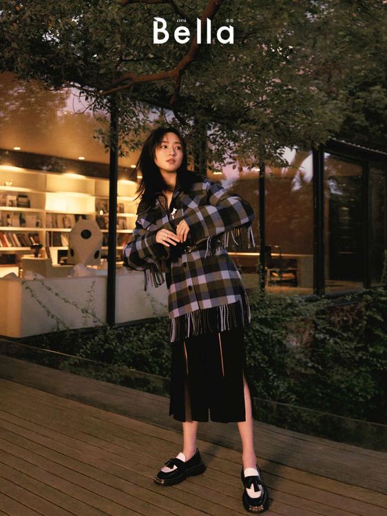 柯佳嬿透露想和比莉姊一樣，70歲仍充滿活力。《Bella儂儂》提供