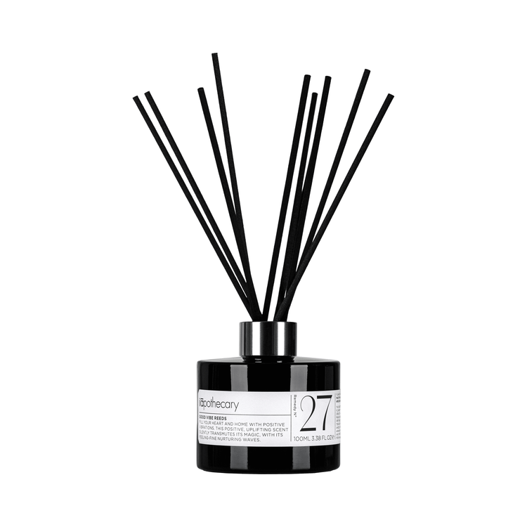 NO.27藍鬱晚香精油室內擴香，100ml／2680元。品牌提供
