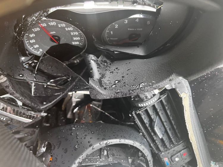 肇事車輛儀表板時速停在140。翻攝畫面