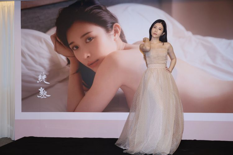 鄭家純將尋找接班人。彭欣偉攝