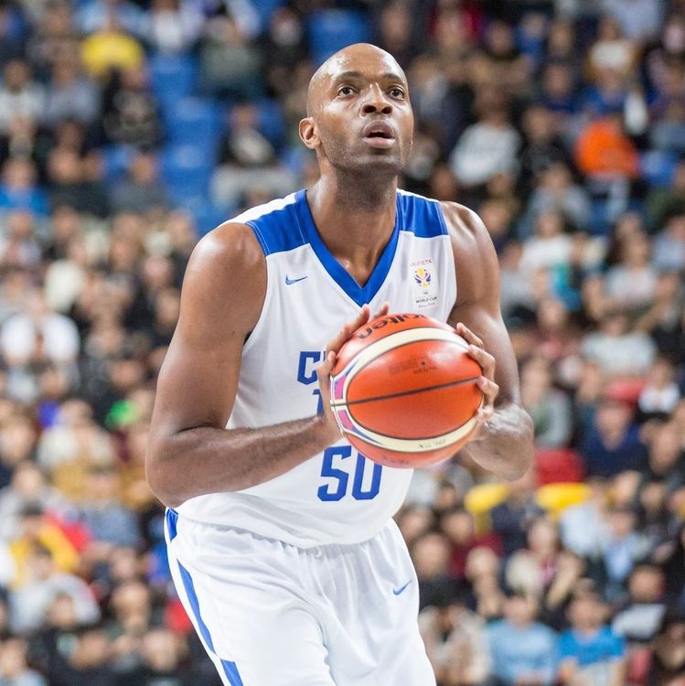 戴維斯披著中華隊的戰袍立下戰功。翻攝臉書