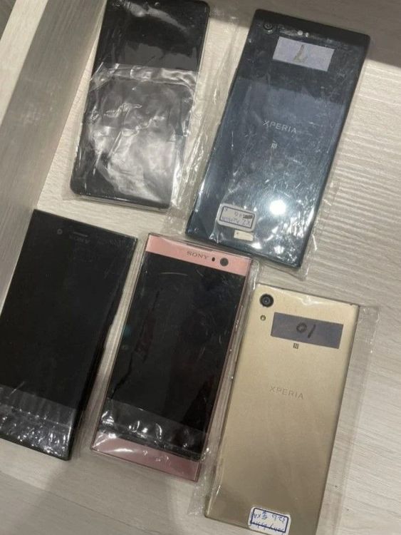 這5支手機讓她感覺從天堂掉到地獄。翻攝《Dcard》