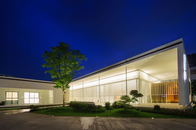 南港精華區新案開價百萬成常態。業者提供