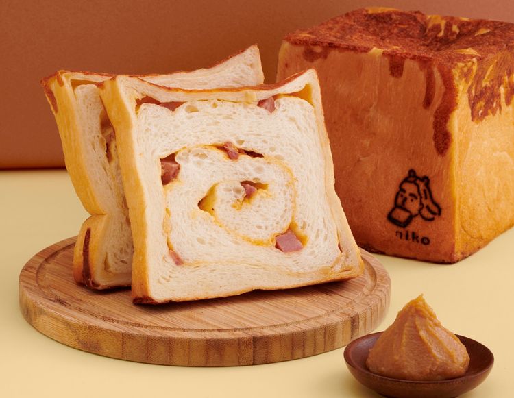 日香「味噌火腿起士美肌生吐司」開賣。業者提供