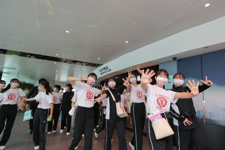 團員今到101開心留下合影。文總會提供