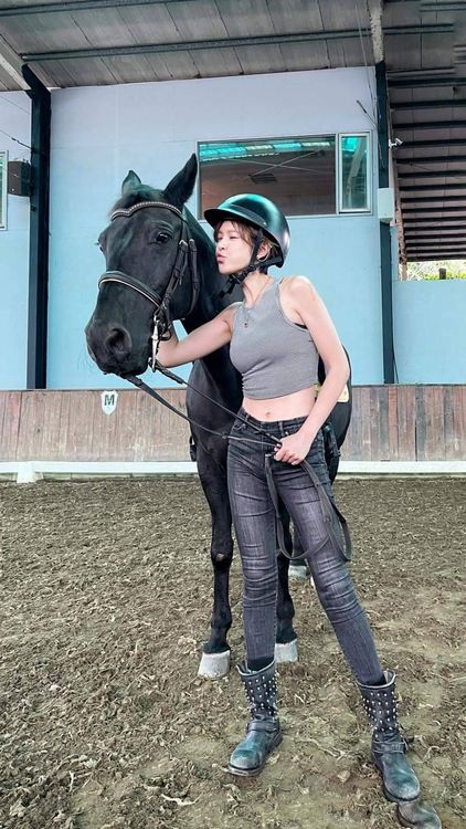  蔚葒縈說要讓自己過得又忙又美。翻攝蔚葒縈臉書