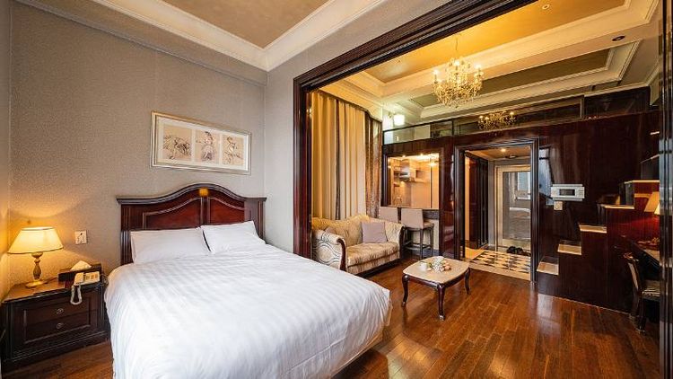 散發歐式古典氛圍的「首爾驛三新藝術酒店和住宅」，價格相當親民。易遊網提供