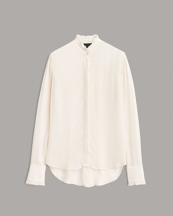 ICONS系列象牙白Jordan上衣，1萬4500元。品牌提供