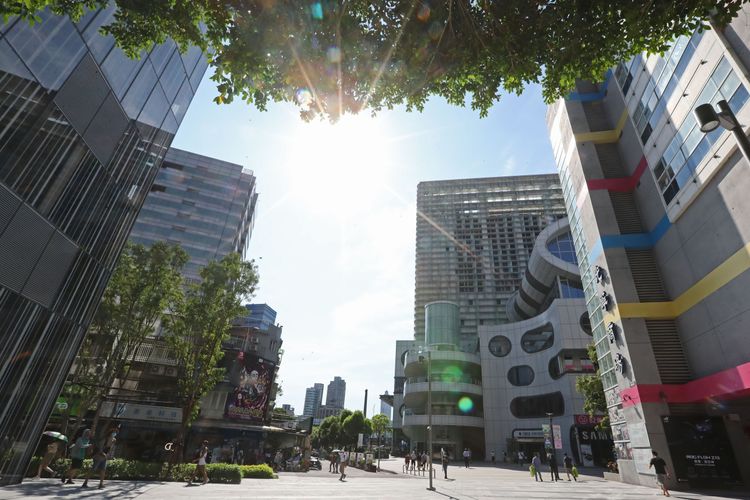 「三創爵鼎」主打大安燙金門牌，總價1238萬起，將坐享三創生活園區、華山文創園區，以及捷運站忠孝新生等機能。林林攝